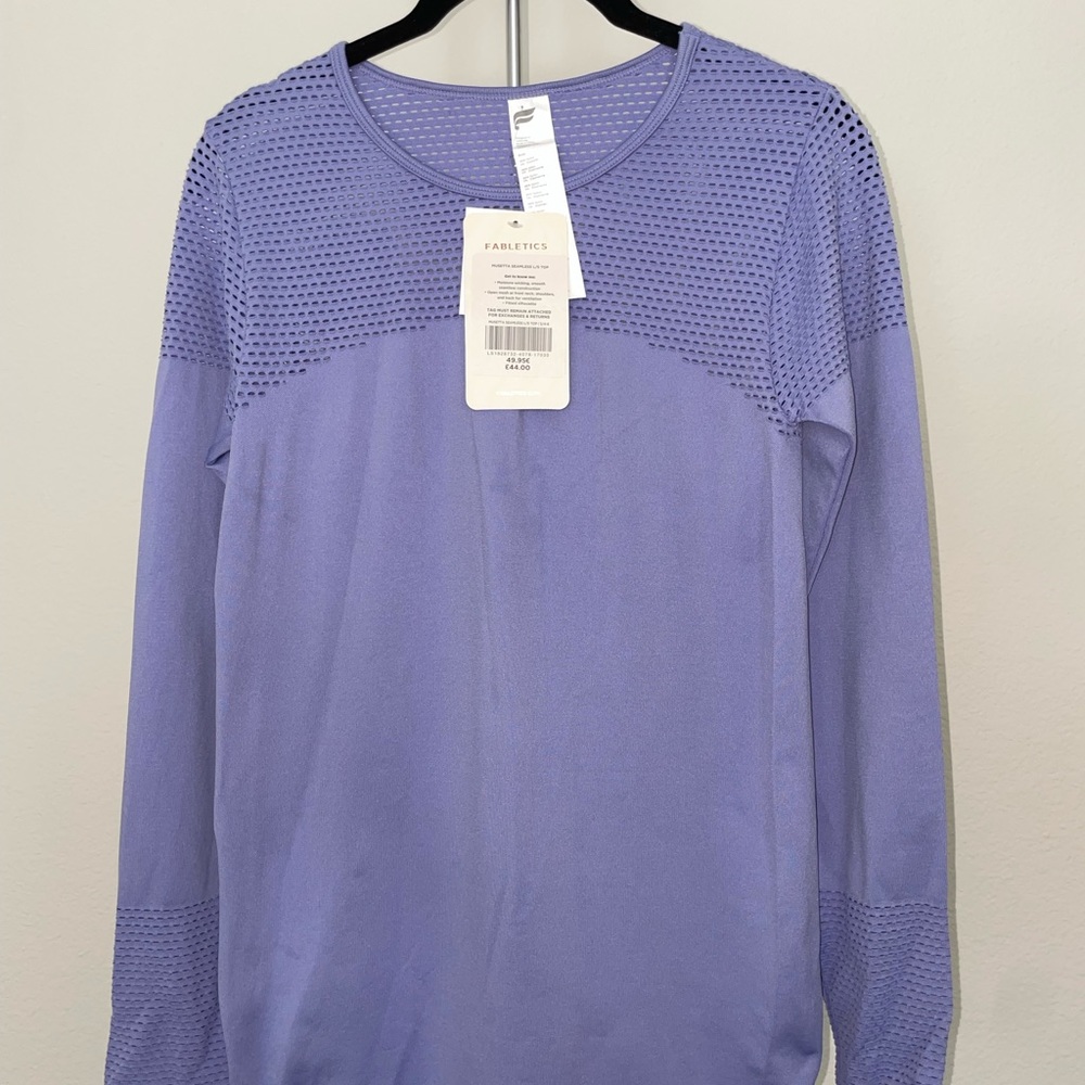 Brand New Women’s Fabletics Musetta Seamless Long Sleeve Top Size Small 4/6